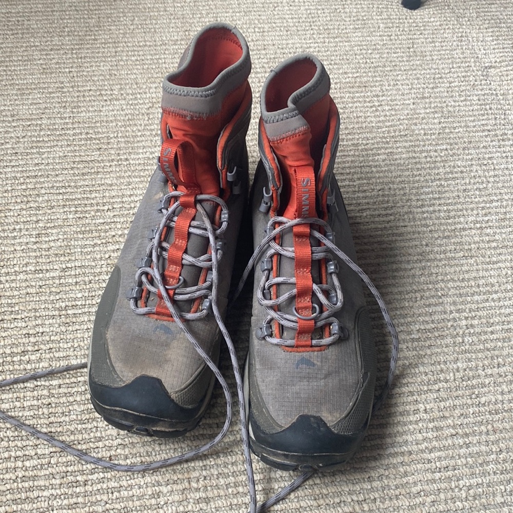 Simms Mens Hiking Shoes Boots